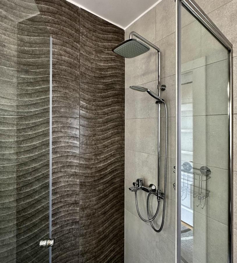 B Home Apartment For Rent Sarajevo Luaran gambar
