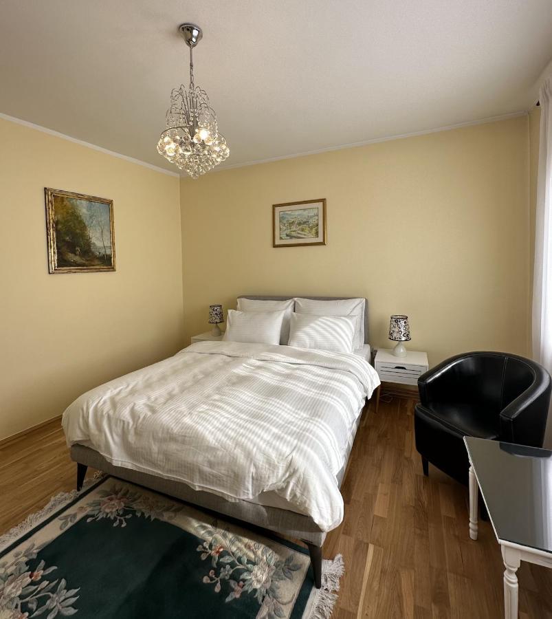 B Home Apartment For Rent Sarajevo Luaran gambar